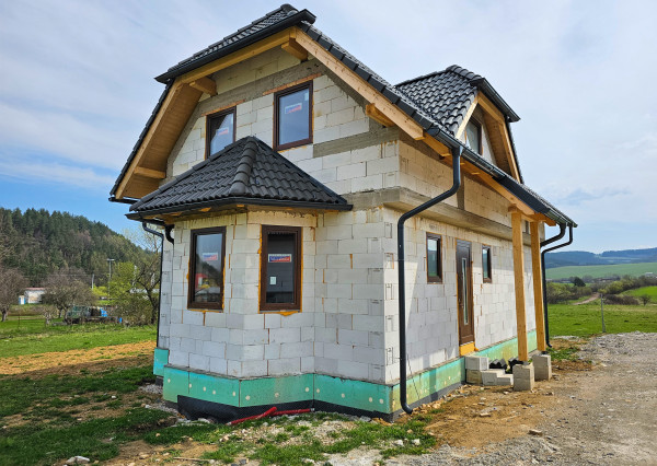 EXKLUZÍVNE Rodinný dom, obec Markušovce, okres Spišská Nová Ves